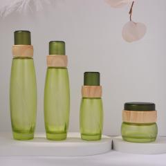 COSMETIC BOTTLE SET