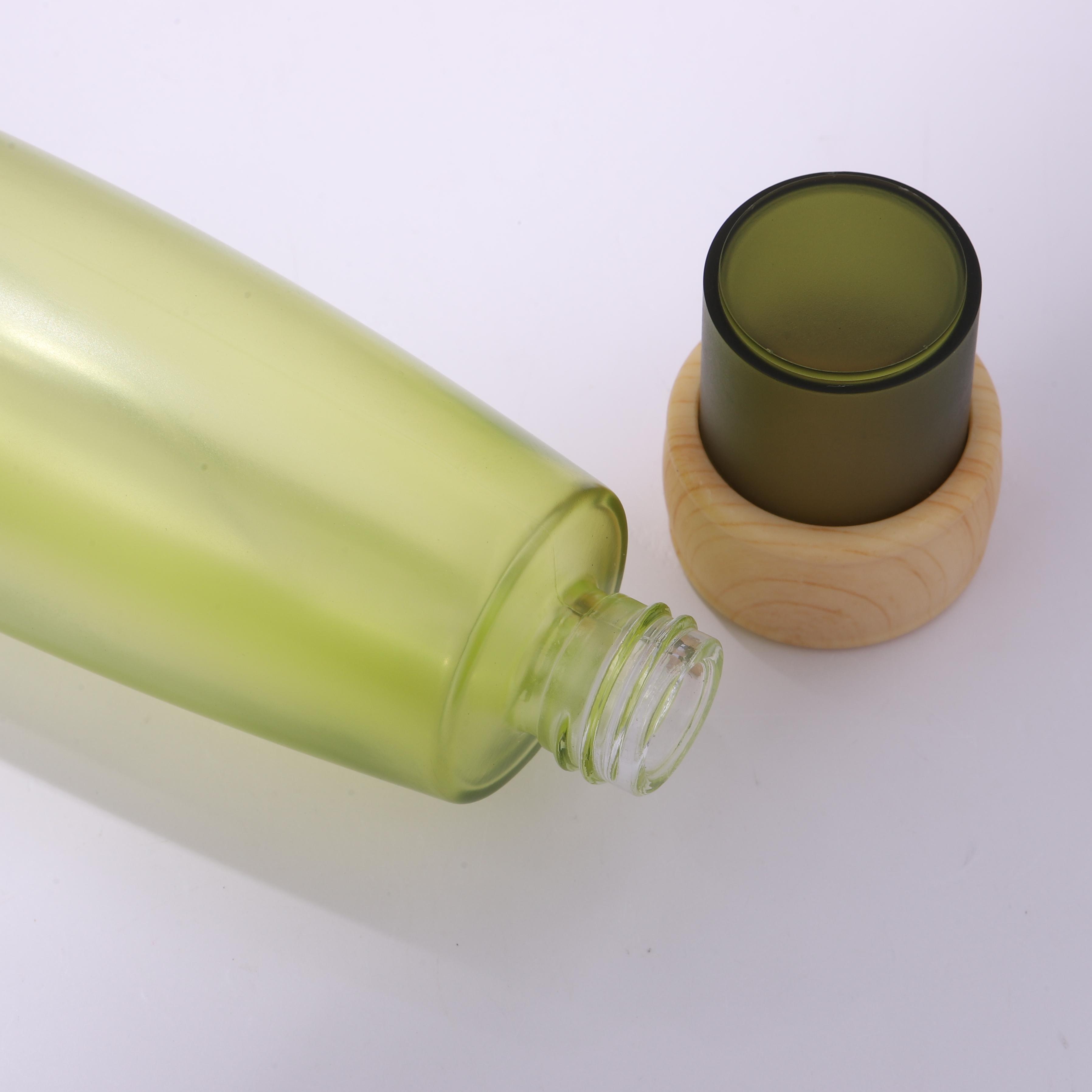 COSMETIC BOTTLE SET