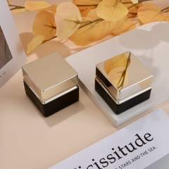 COSMETIC BOTTLE SET