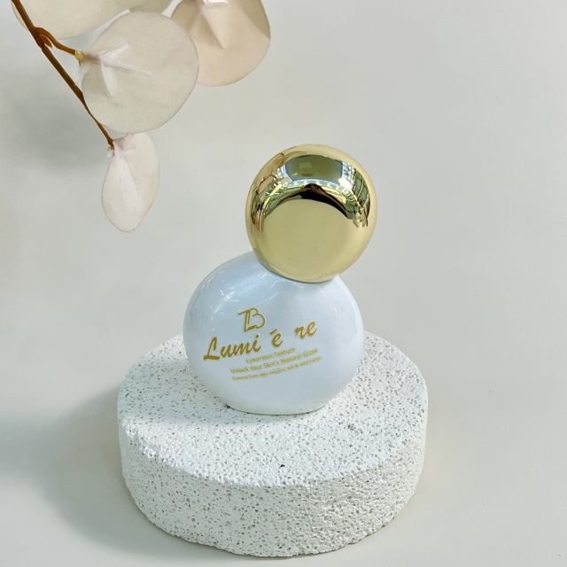FOUNDATION BOTTLE