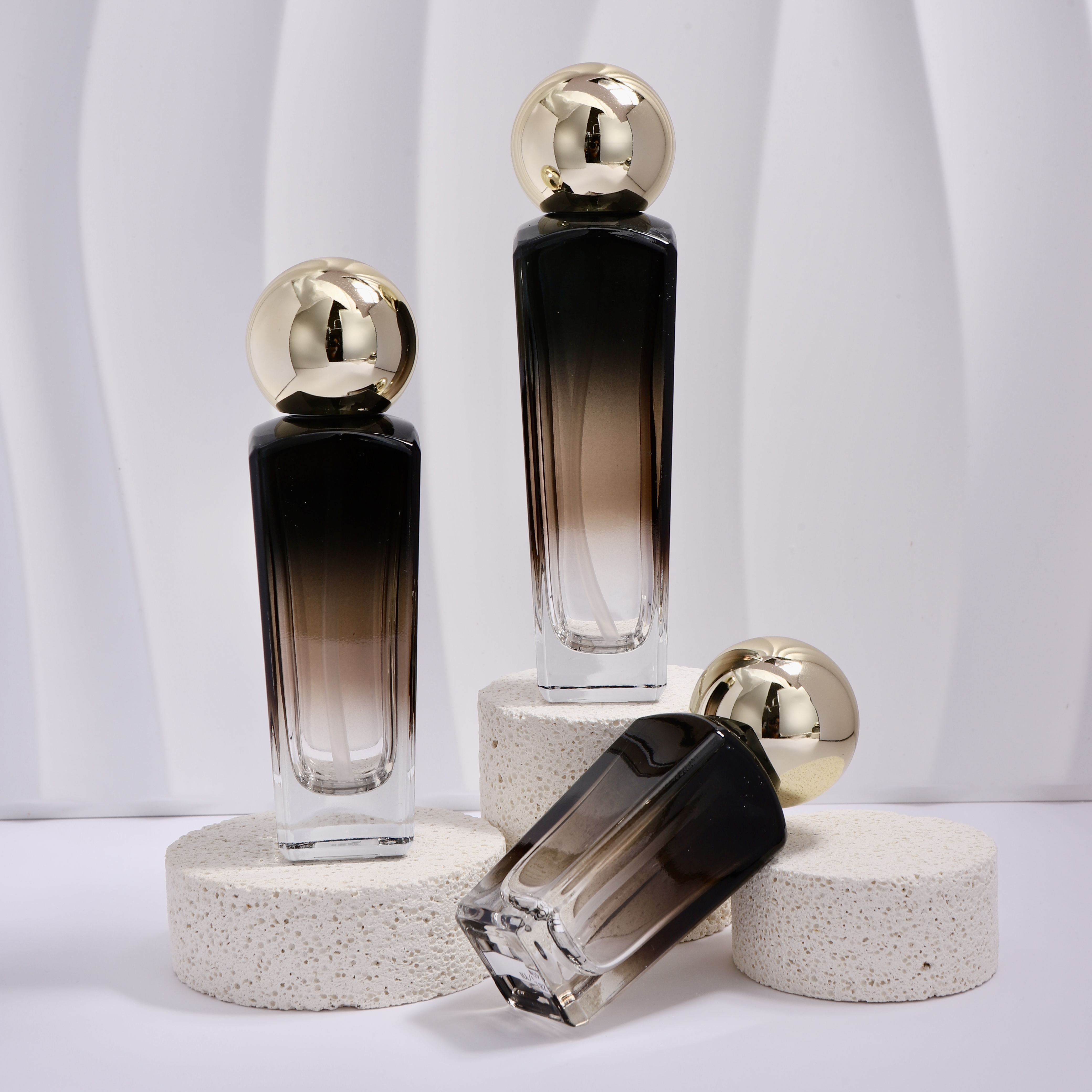 COSMETIC BOTTLE SET