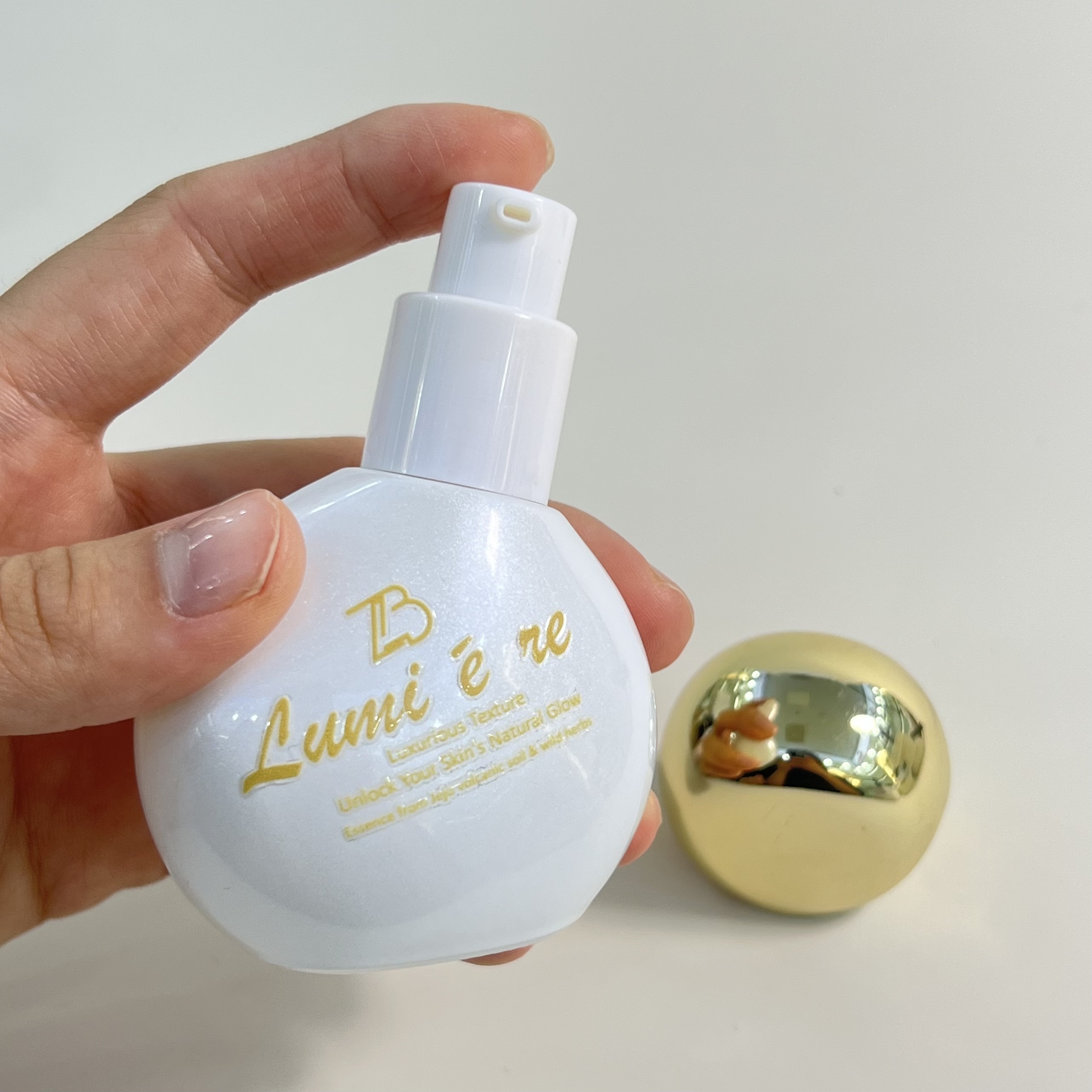FOUNDATION BOTTLE