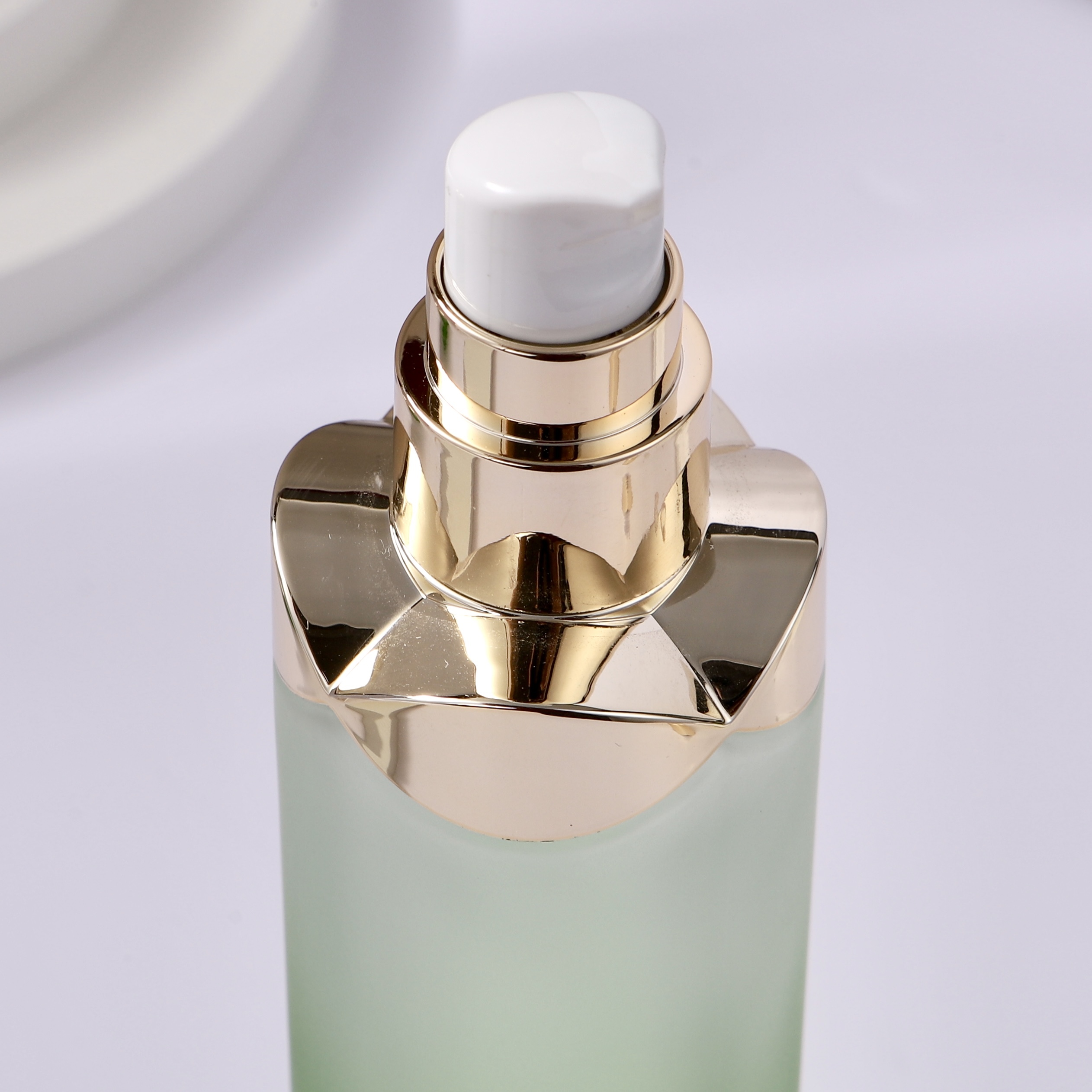 COSMETIC BOTTLE SET