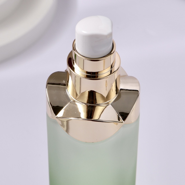 COSMETIC BOTTLE SET