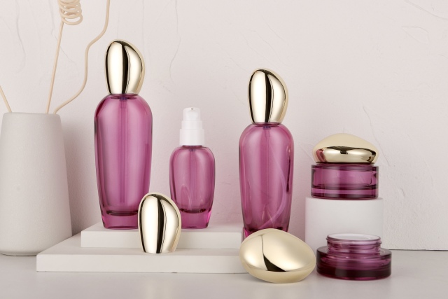 COSMETIC BOTTLE SET
