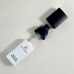 FOUNDATION BOTTLE