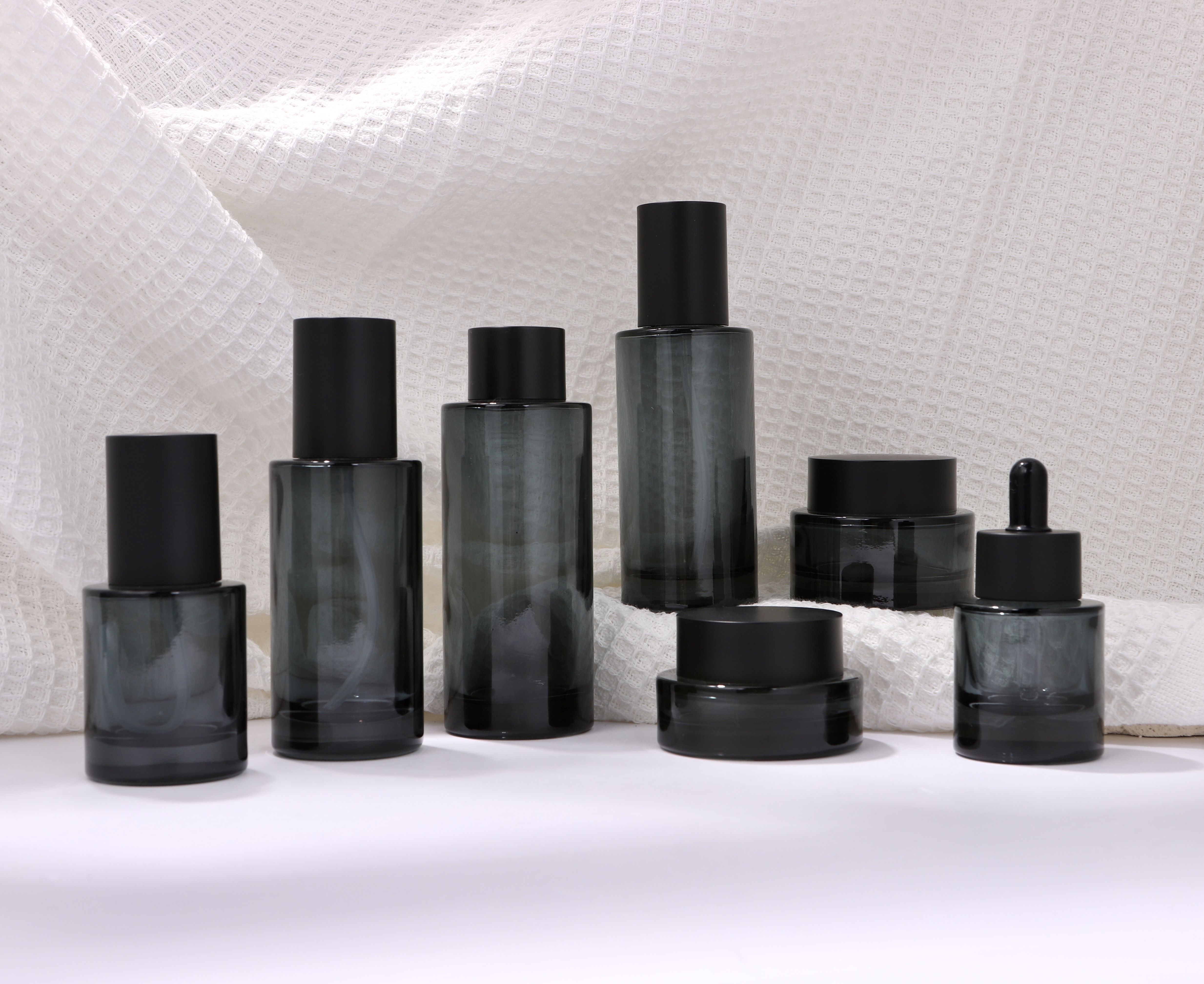COSMETIC BOTTLE SET