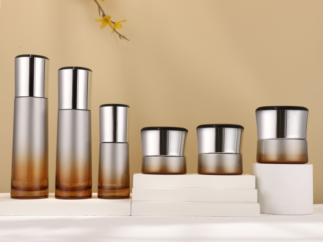 COSMETIC BOTTLE SET