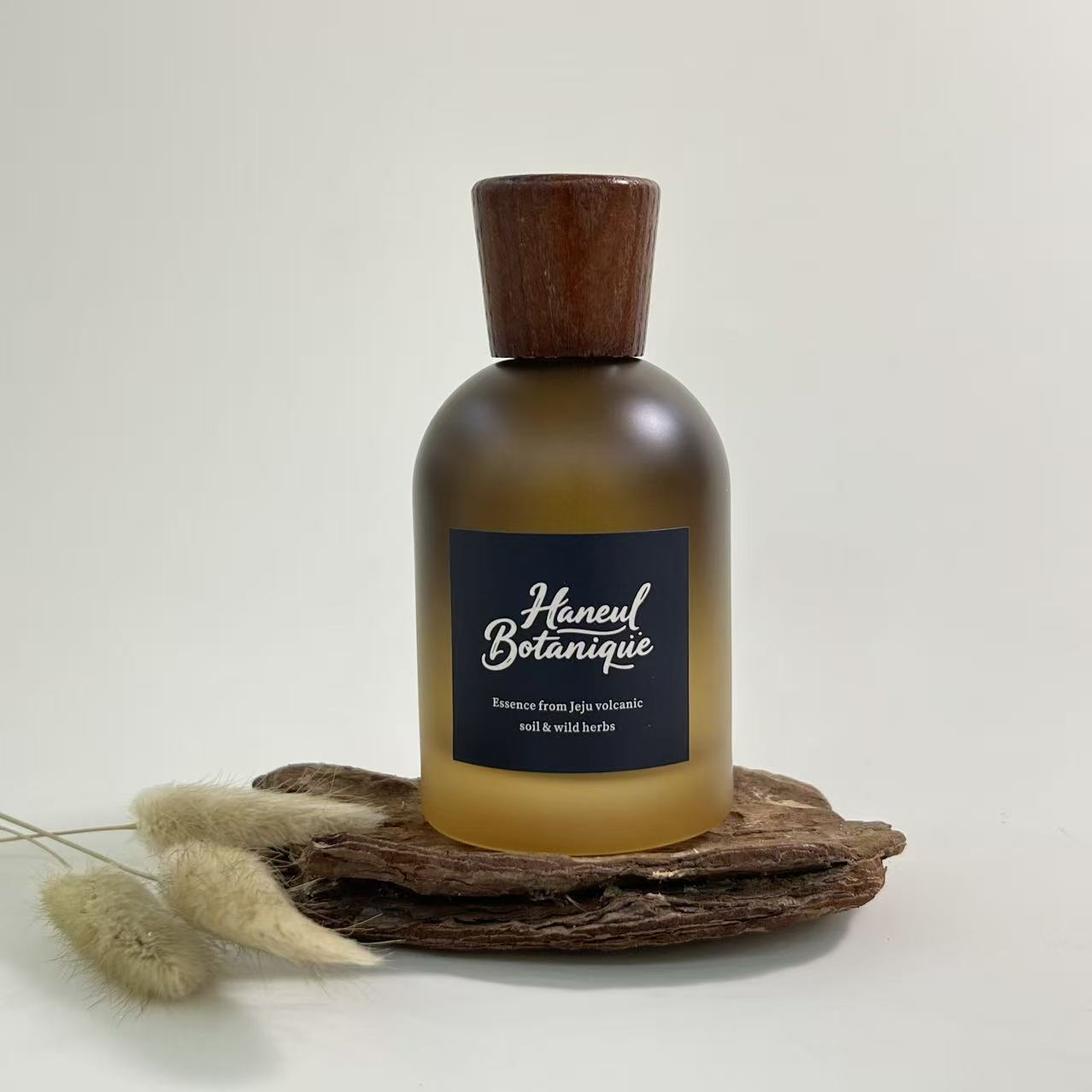 PERFUME BOTTLE