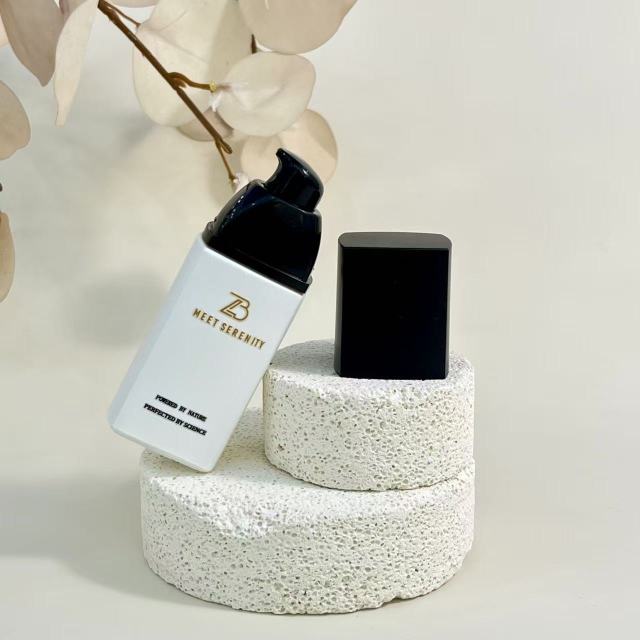 FOUNDATION BOTTLE