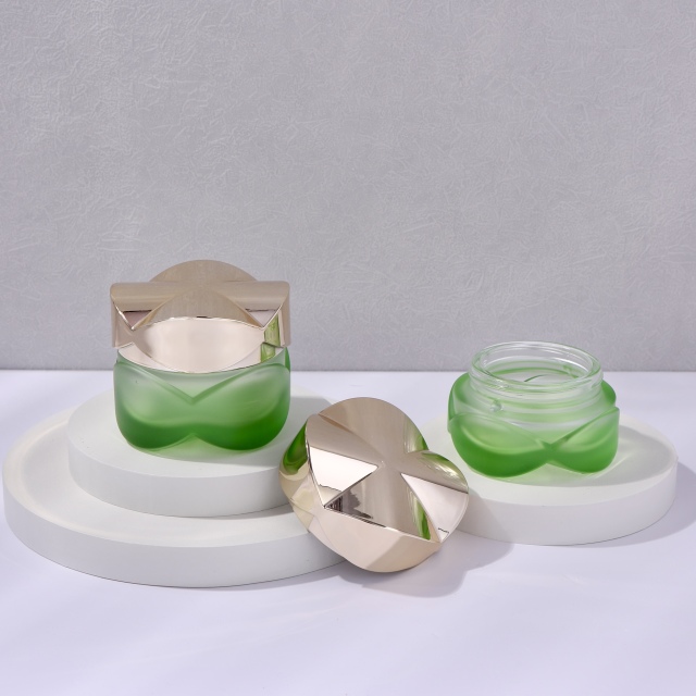 COSMETIC BOTTLE SET