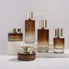 COSMETIC BOTTLE SET