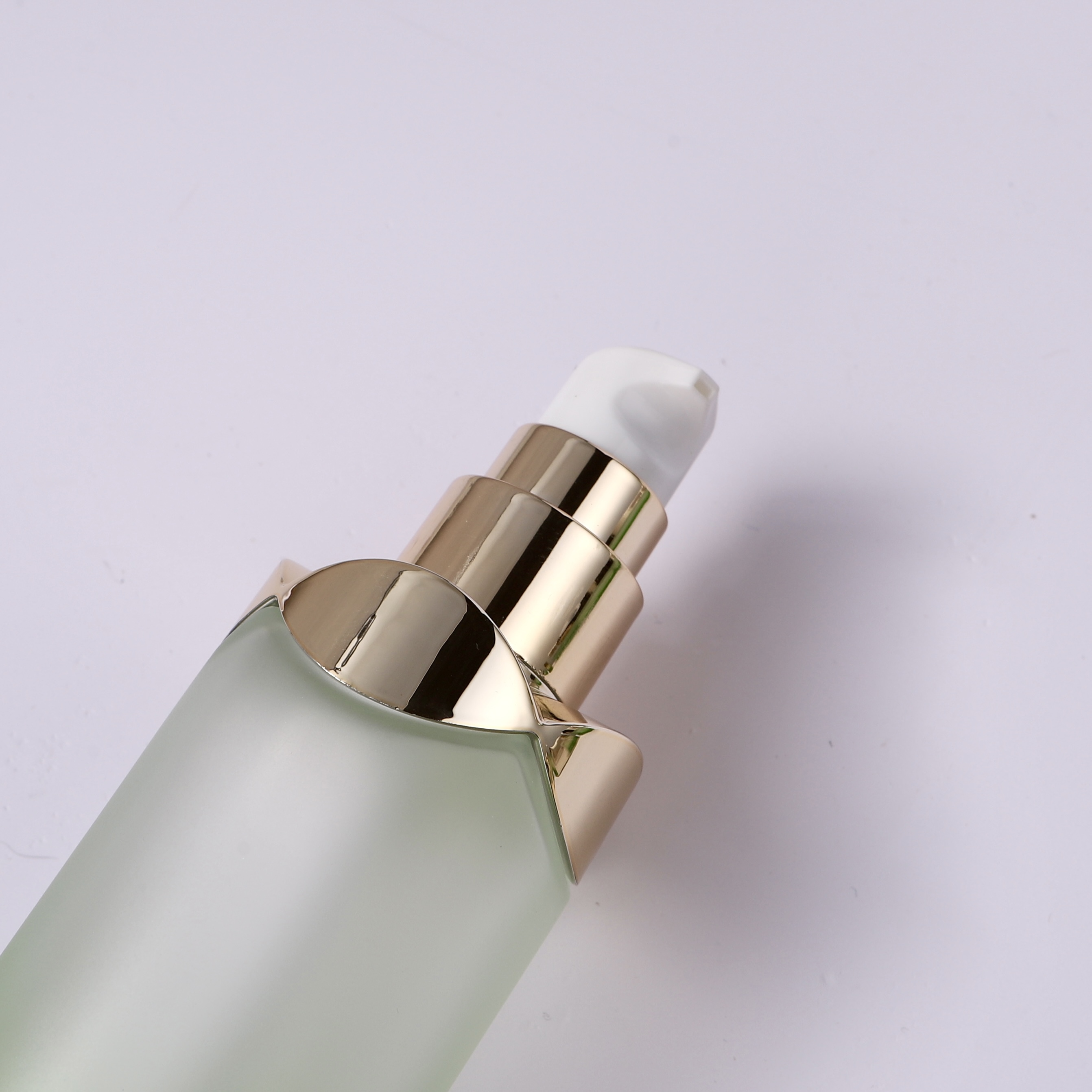 COSMETIC BOTTLE SET
