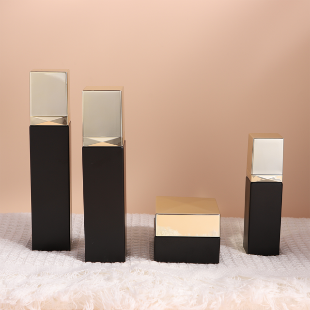 COSMETIC BOTTLE SET