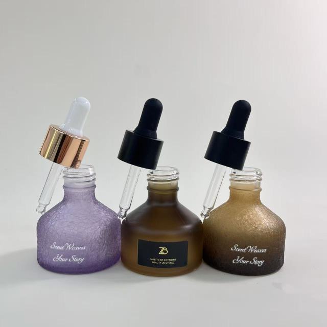 ESSENTIAL OIL BOTTLE