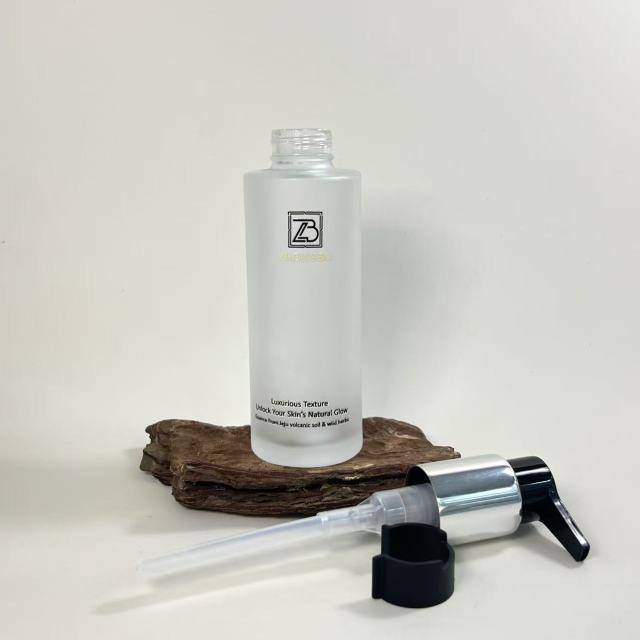 LOTION BOTTLE
