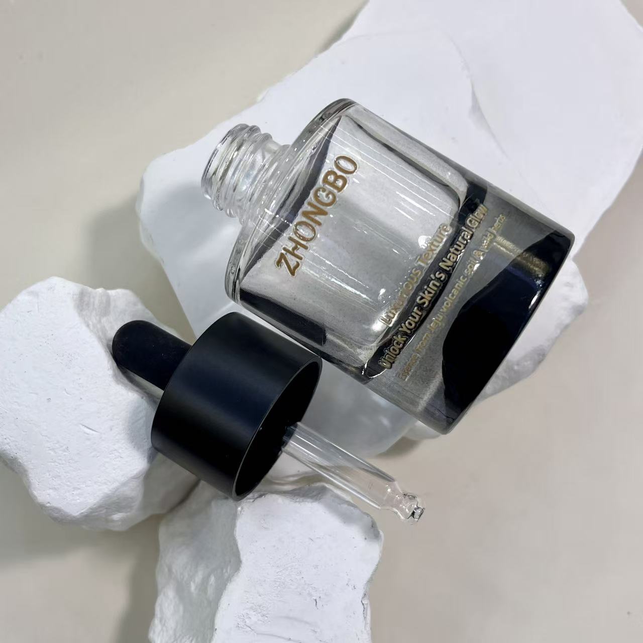 ESSENTIAL OIL BOTTLE