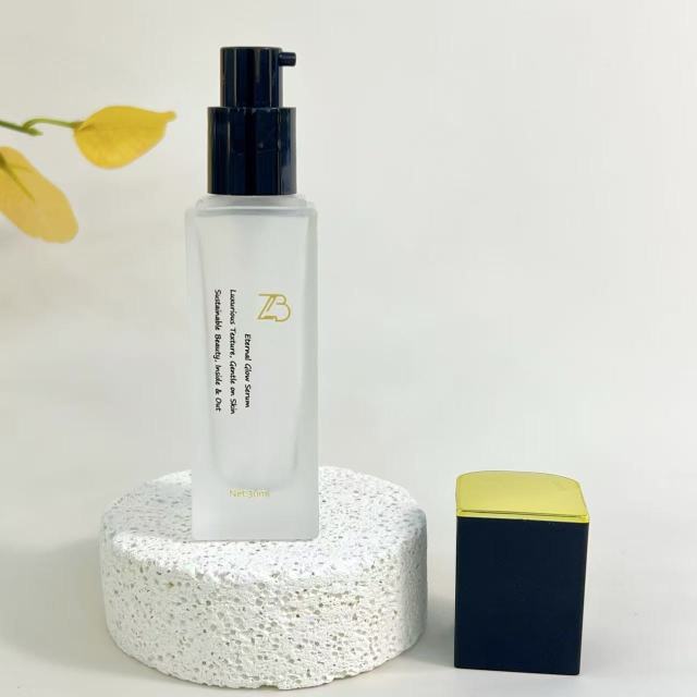 FOUNDATION BOTTLE