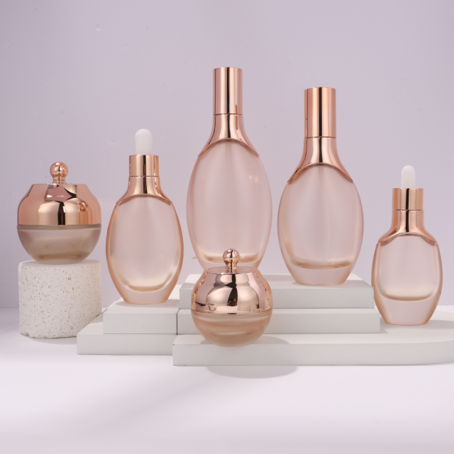 COSMETIC BOTTLE SET