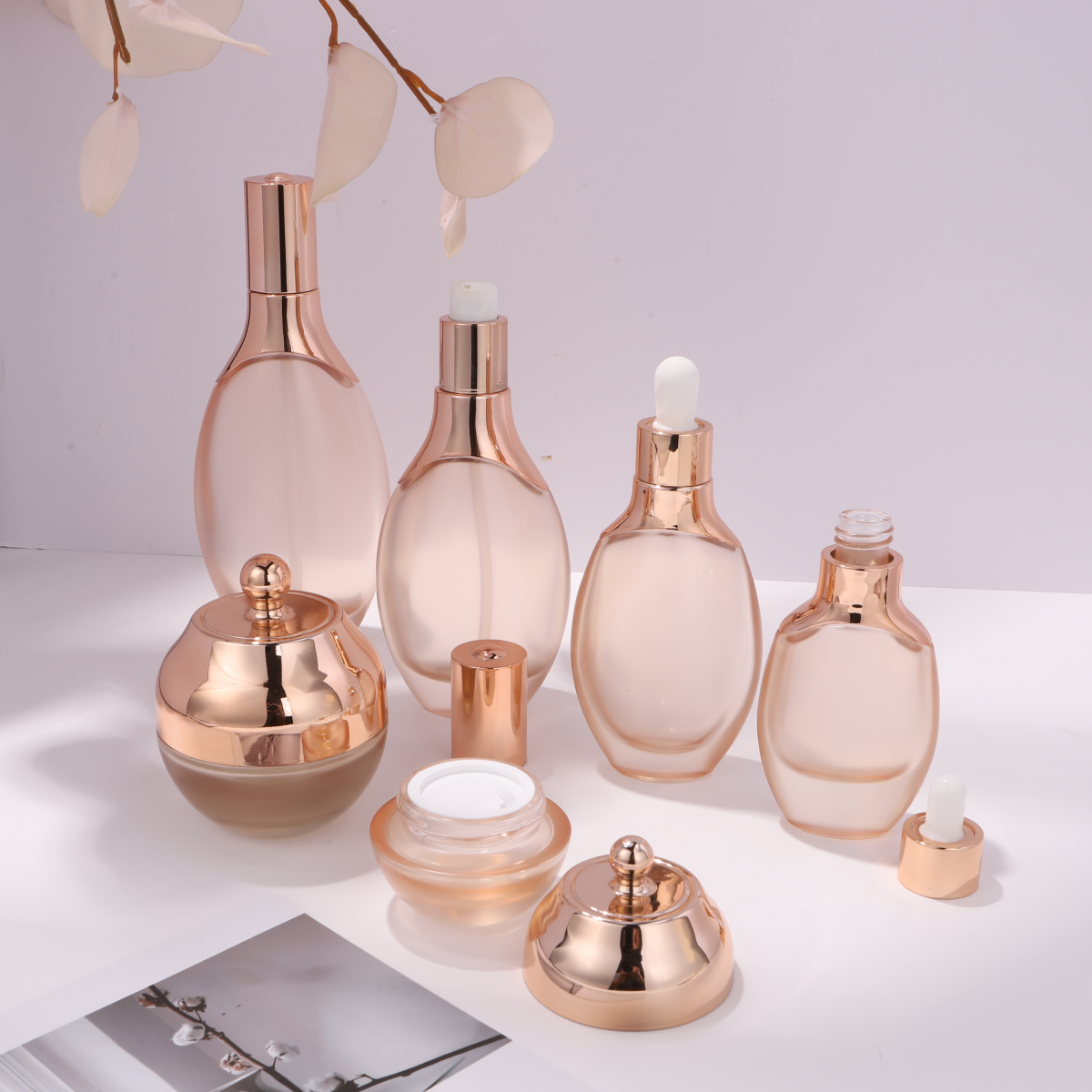 COSMETIC BOTTLE SET