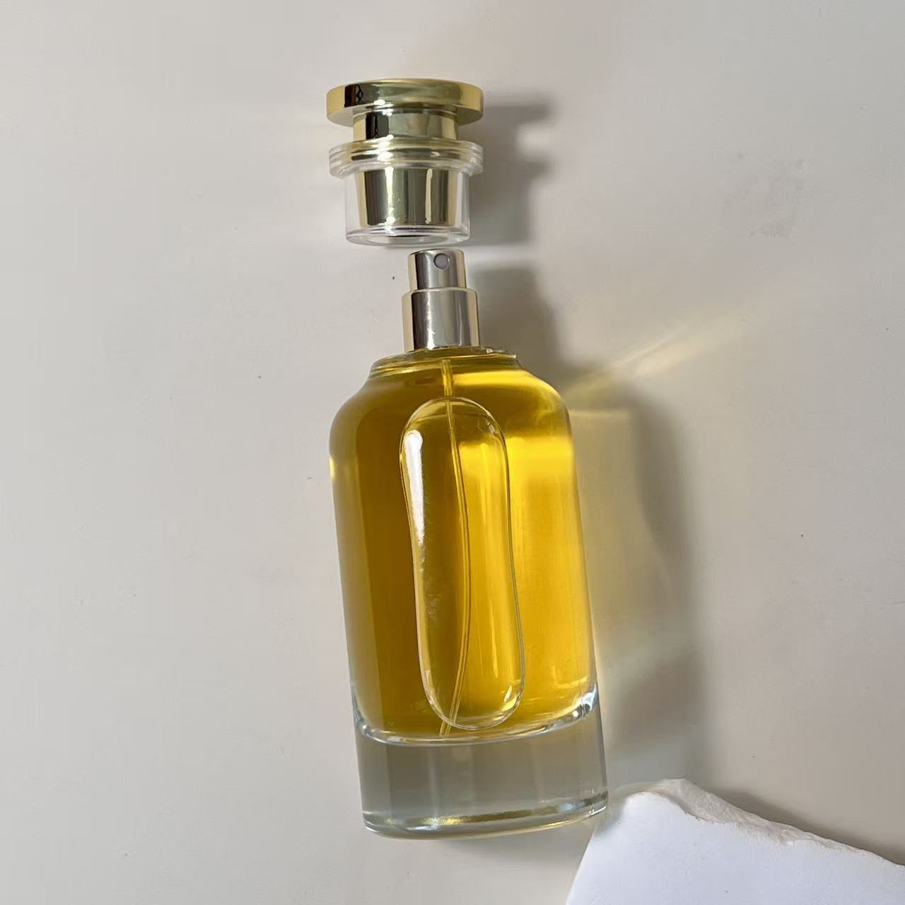 PERFUME BOTTLE