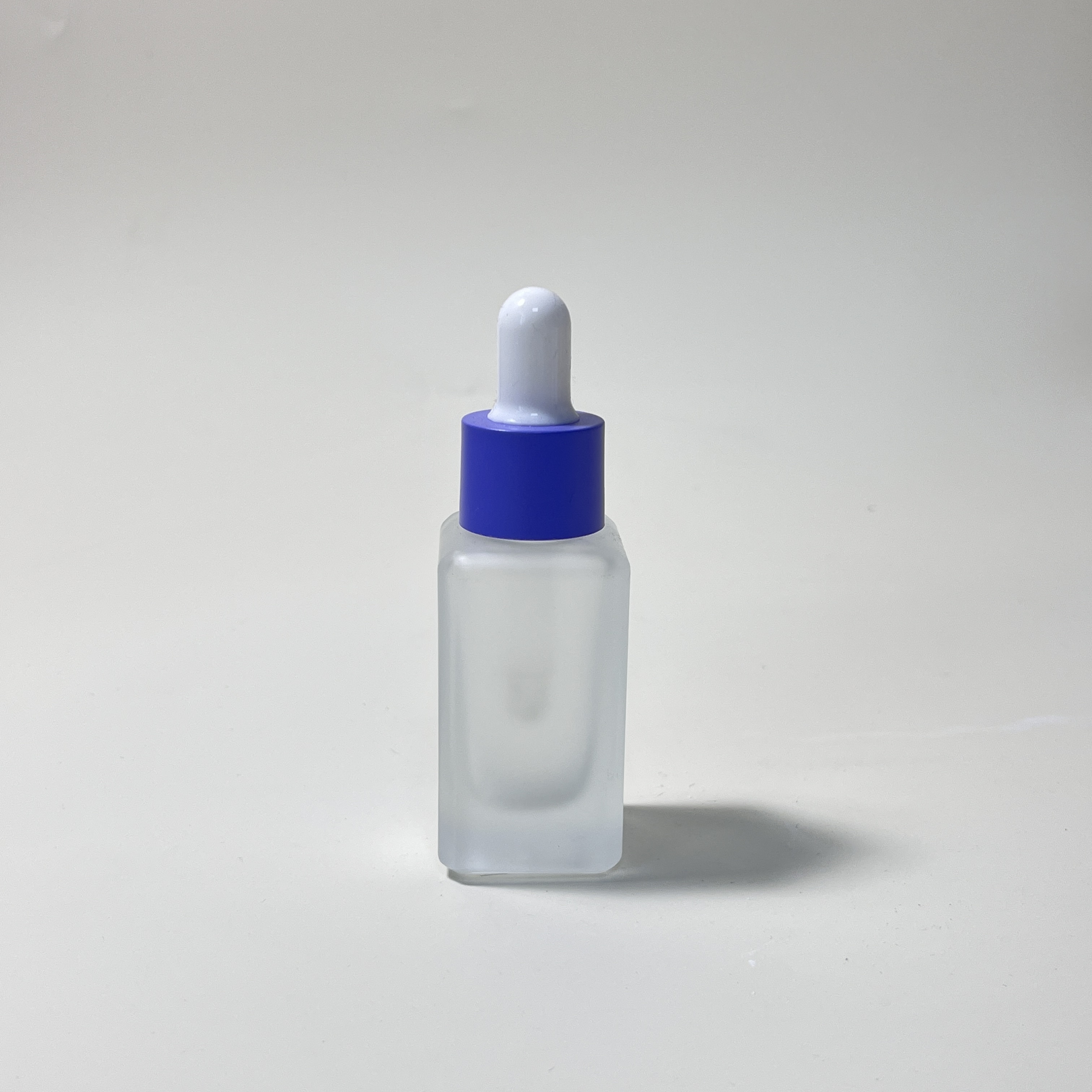 ESSENTIAL OIL BOTTLE