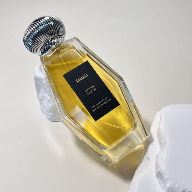 PERFUME BOTTLE
