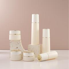 COSMETIC BOTTLE SET