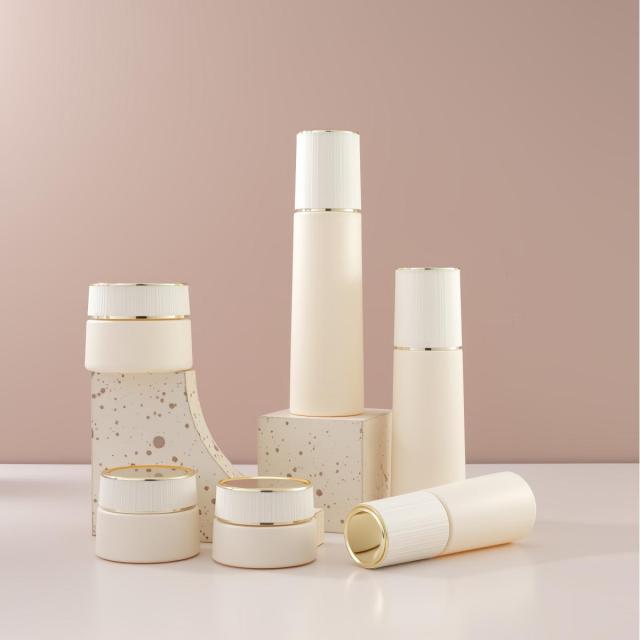 COSMETIC BOTTLE SET
