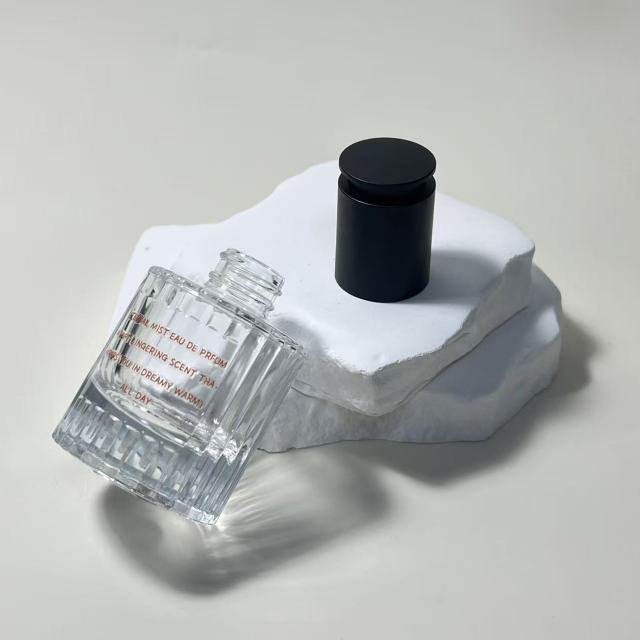 ESSENTIAL OIL BOTTLE