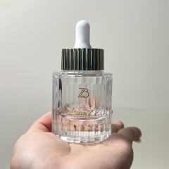 ESSENTIAL OIL BOTTLE