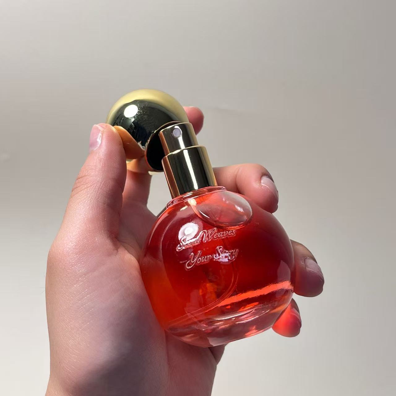 PERFUME BOTTLE