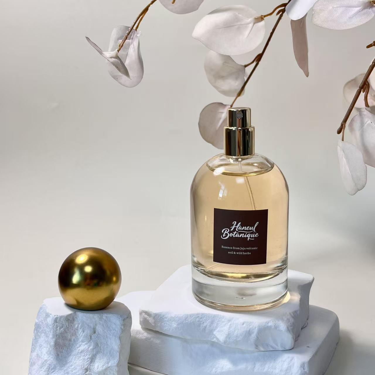 PERFUME BOTTLE