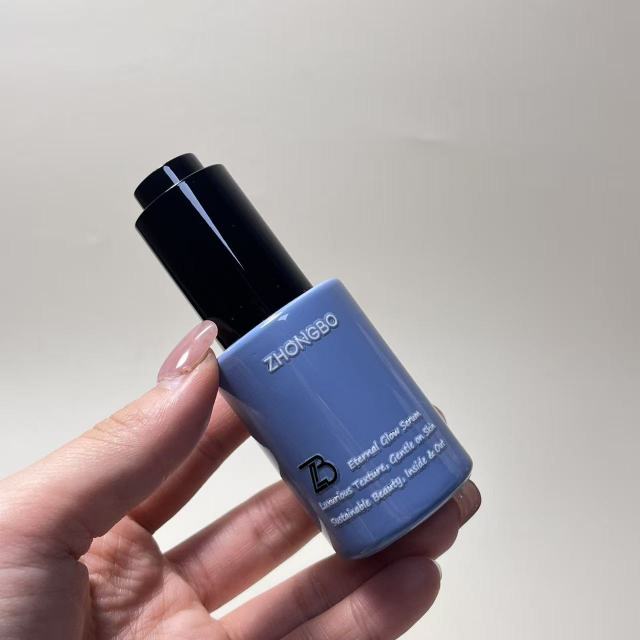 ESSENTIAL OIL BOTTLE