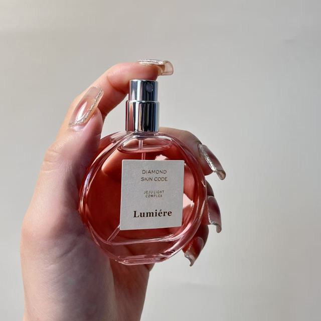 PERFUME BOTTLE
