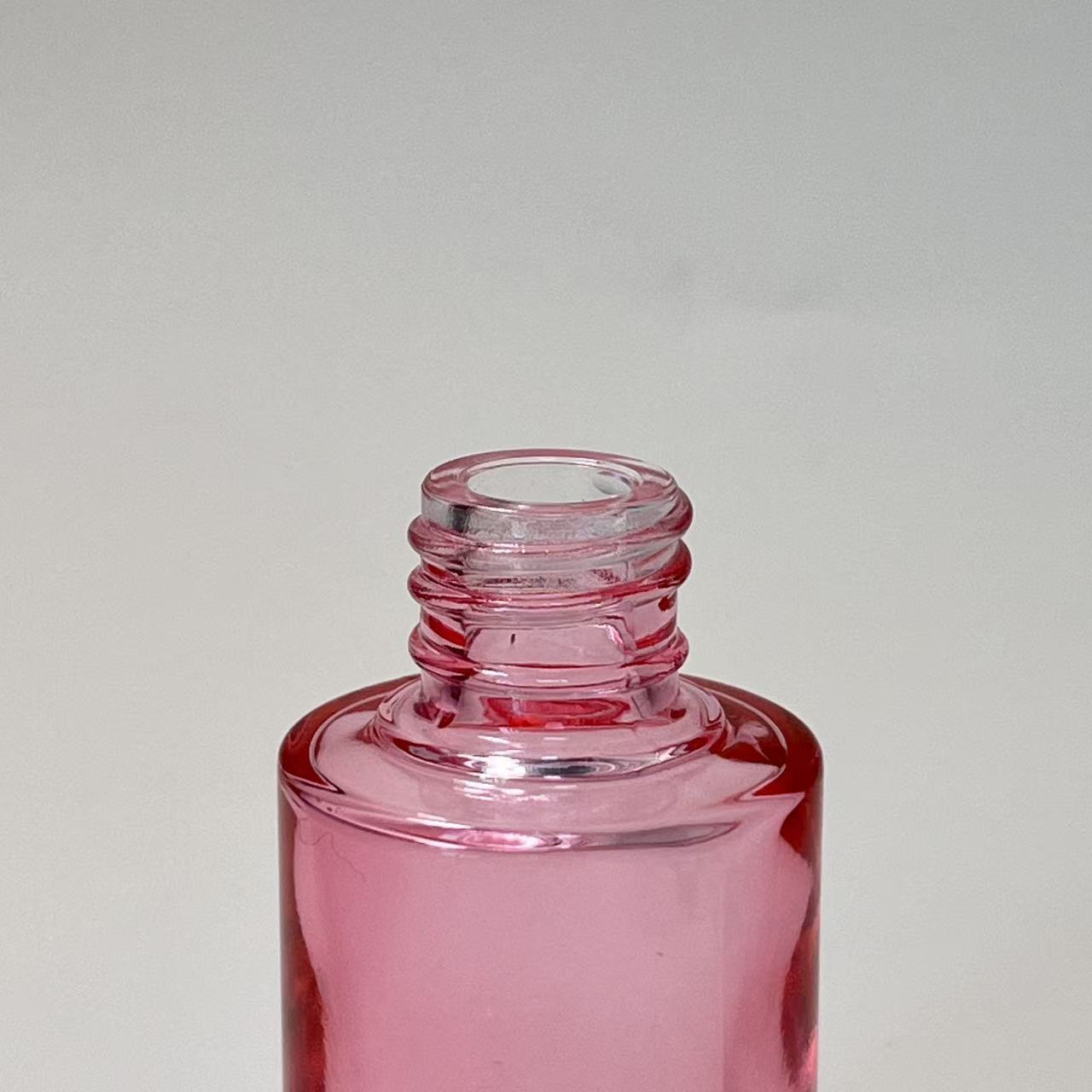ESSENTIAL OIL BOTTLE