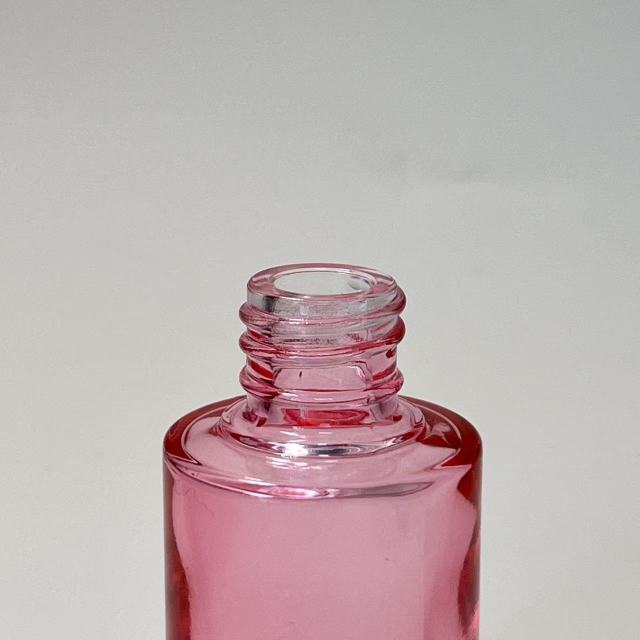 ESSENTIAL OIL BOTTLE