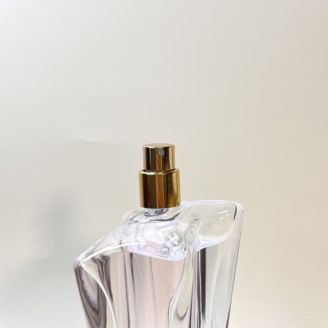 PERFUME BOTTLE