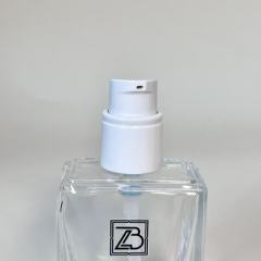 FOUNDATION BOTTLE