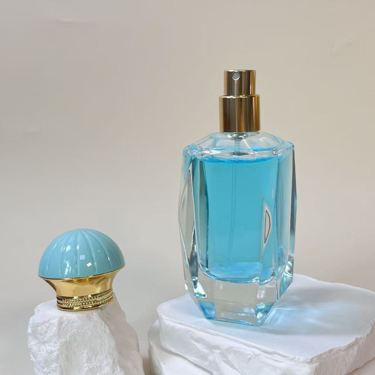 PERFUME BOTTLE