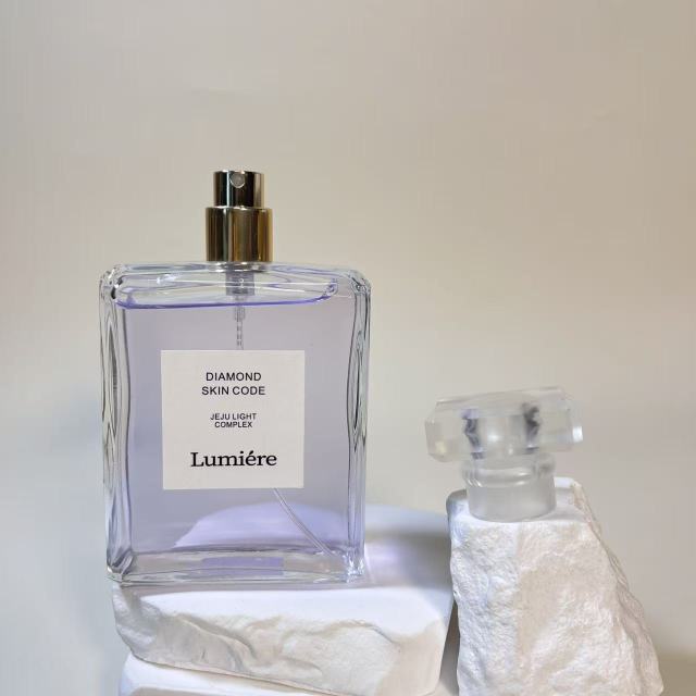 PERFUME BOTTLE