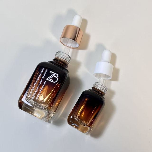 ESSENTIAL OIL BOTTLE