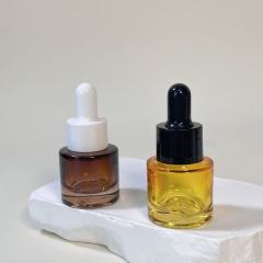 ESSENTIAL OIL BOTTLE