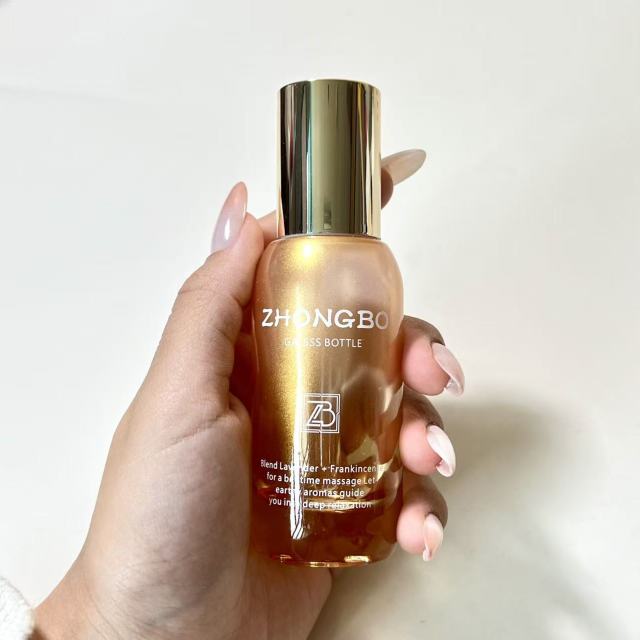 ESSENTIAL OIL BOTTLE