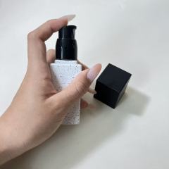 FOUNDATION LIQUID BOTTLE