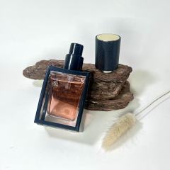 FOUNDATION LIQUID BOTTLE