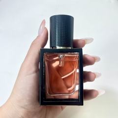 FOUNDATION LIQUID BOTTLE
