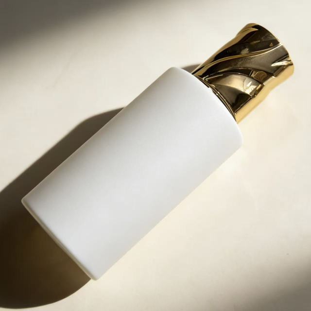 PERFUME BOTTLE