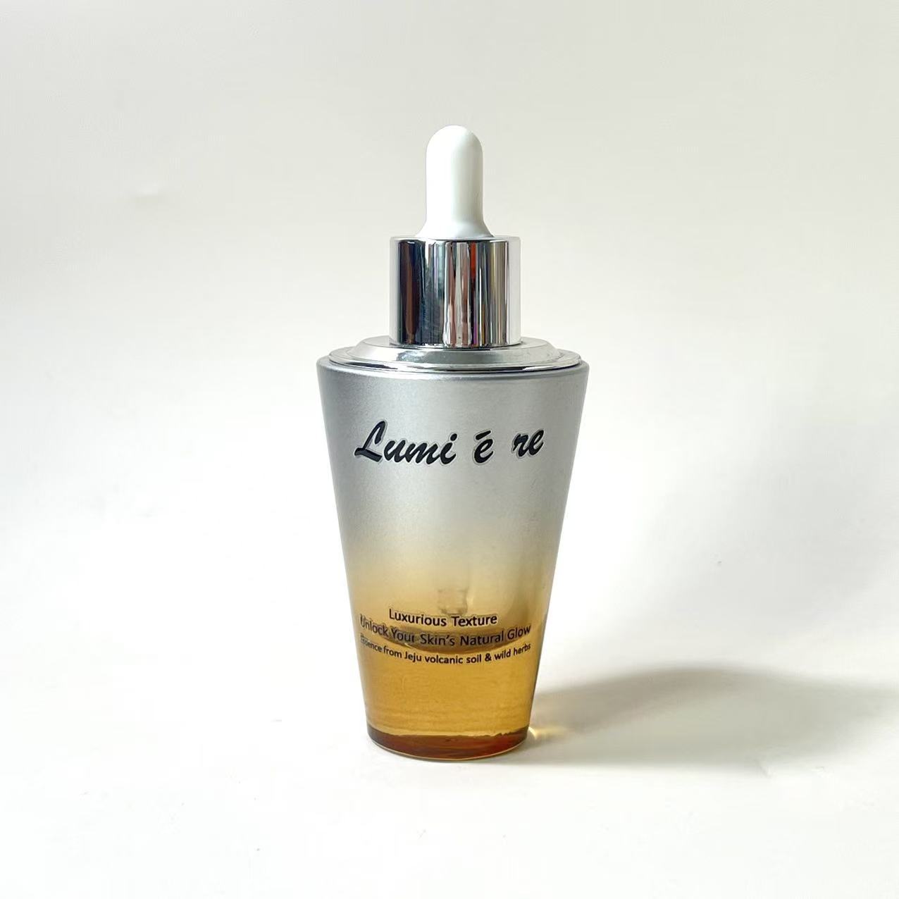 ESSENTIAL OIL BOTTLE