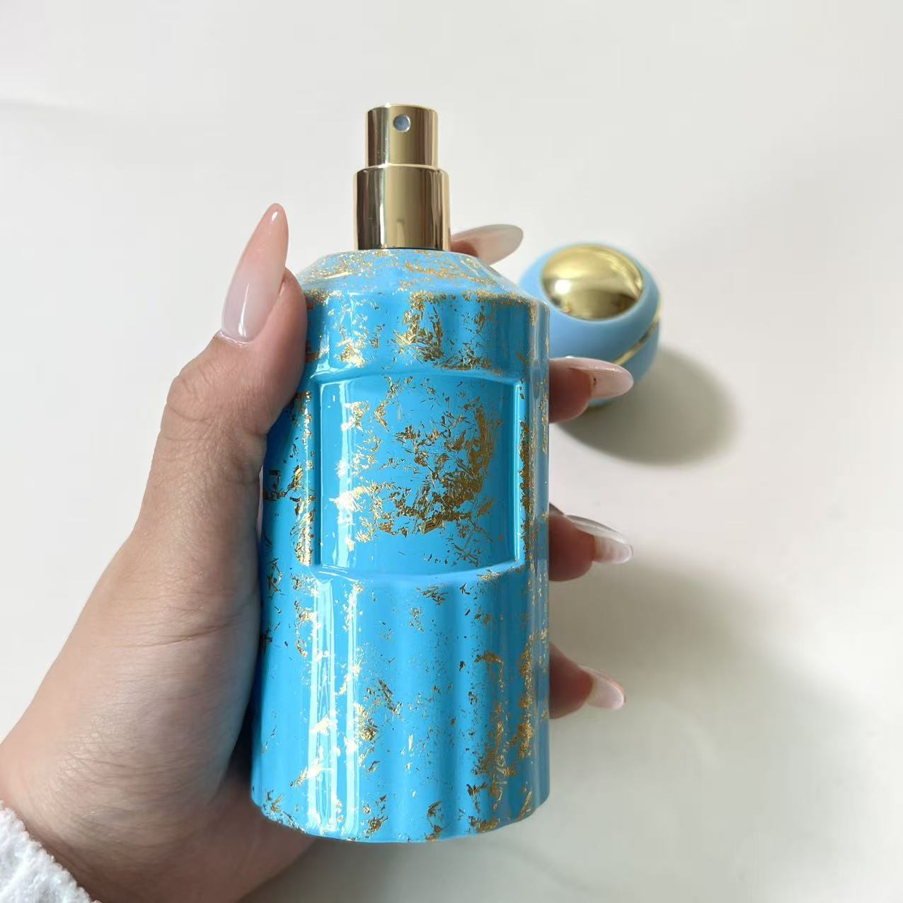 PERFUME BOTTLE
